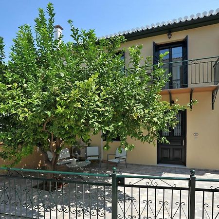 Giannitsa'S House Villa Galaxidi ภายนอก รูปภาพ