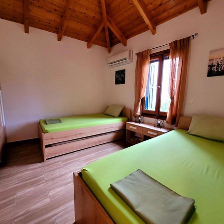 Giannitsa'S House Villa Galaxidi ภายนอก รูปภาพ