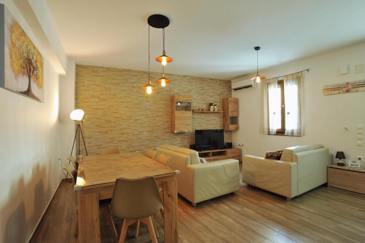 Giannitsa'S House Villa Galaxidi ภายนอก รูปภาพ
